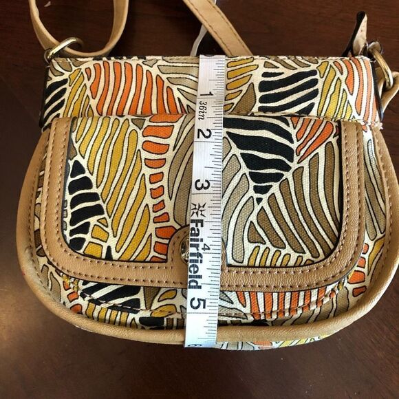 RELIC - Tropical-Patterned Canvas w/Faux Leather Trim Crossbody GREAT CONDITION! - Picture 13 of 16